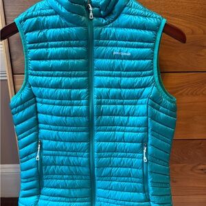 Patagonia Turquoise Puffer Vest